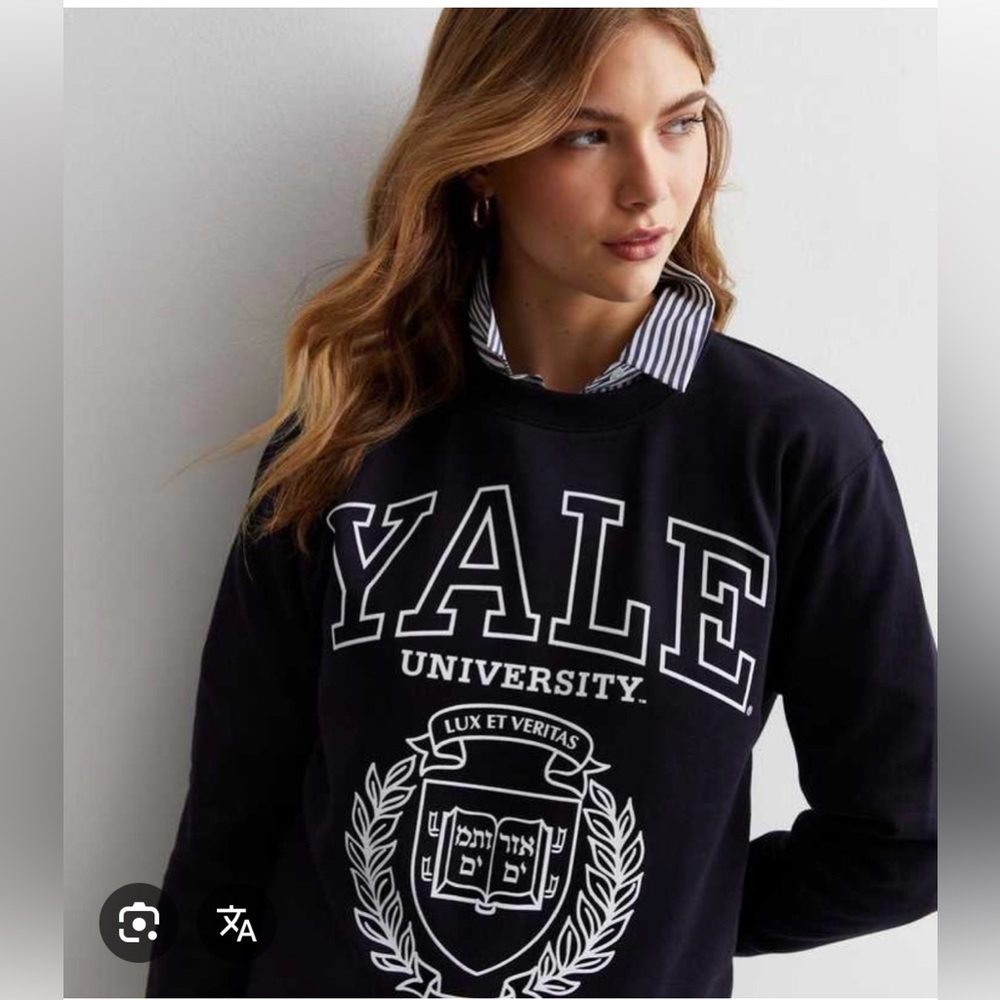 Yale University navy Sweatshirt